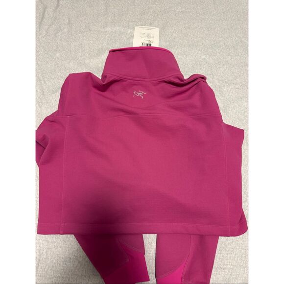 Arc’teryx Size Medium Oversized System A Women Lera Half Zip Sweatshirt Violet. - Picture 7 of 8